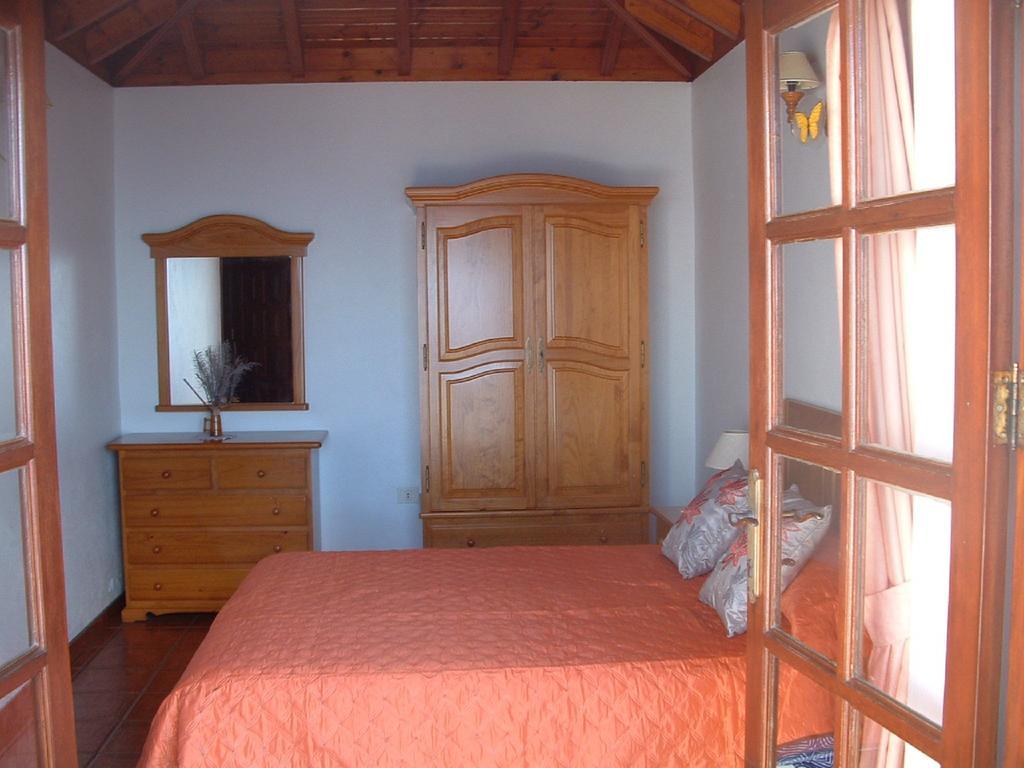 Casa Los Vinedos A Fuencaliente de la Palma Exterior photo